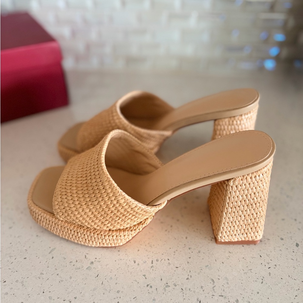 NWT Elegant Tan Woven Raffia Platform Wedge Espadrilles Sandals Heels - Picture 4 of 11